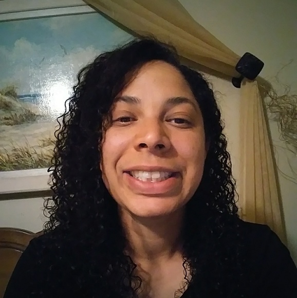 Meet your Posher, Isabel - Picture 2 of 3